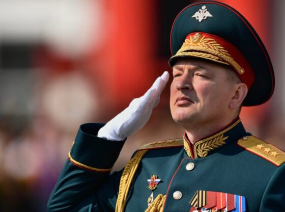 Colonel General Alexander Lapin saluting.