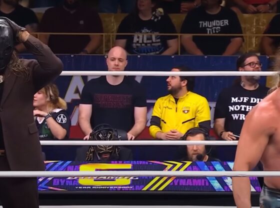 Andrade about to attack Kenny Omega [Image Credits: AEW's YouTube channel]