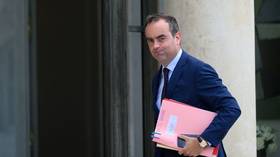 French PM resigns hours after proposing new cabinet