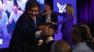 Milei celebrates the victory in the Argentine legislative elections.