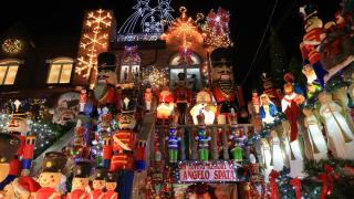 The New York neighborhood where its neighbors spend 20,000 euros on their Christmas electricity bill